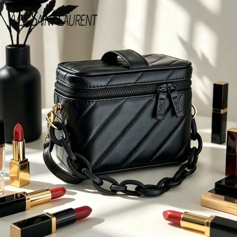 Ysl Beauty Makeup - Yves Saint Laurent’s Bag Black Quilted