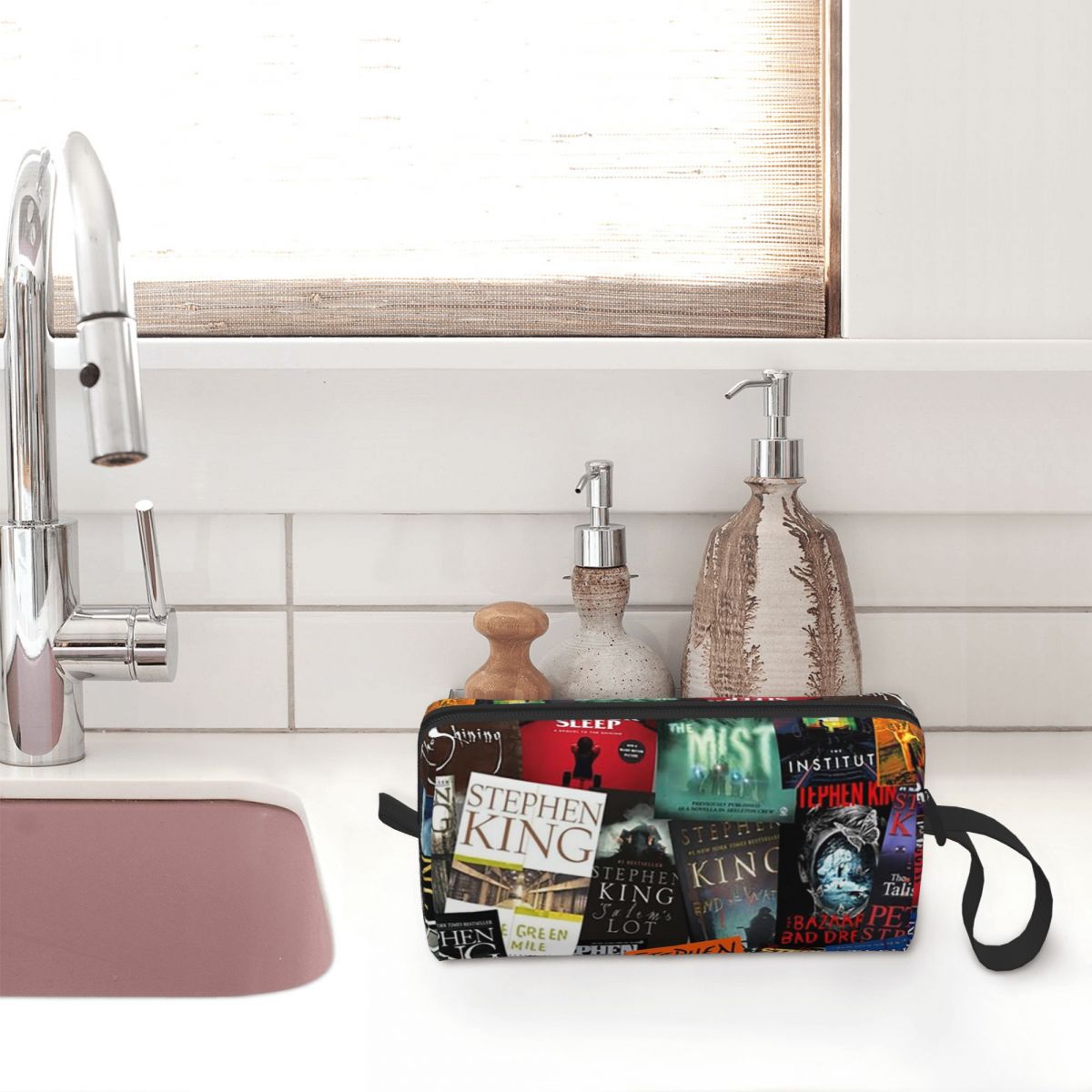 Stephen King Book Covers Horro - đánh giá và giá Beauty Book Makeup Kit