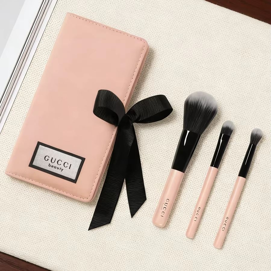 GUCCIs bag Makeup Brush Set Pi - đánh giá và giá Ysl Beauty Makeup