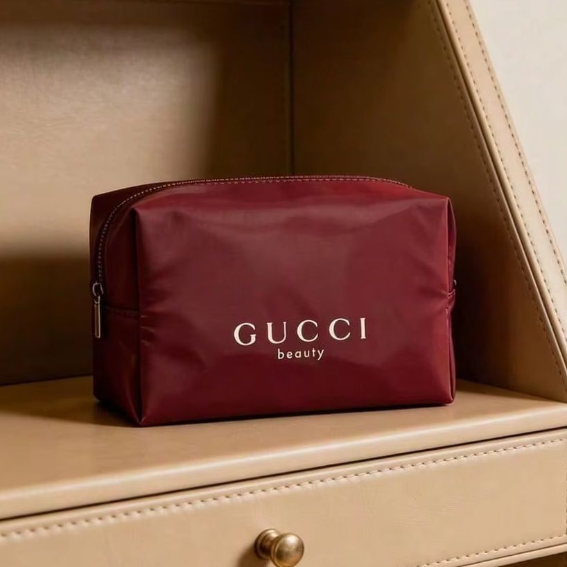 Gucci’s Bag Durable Red Canvas - đánh giá và giá Ysl Beauty Makeup