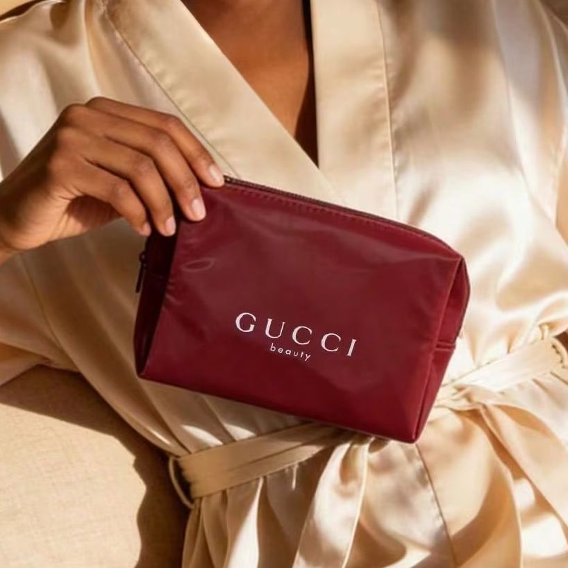 Gucci’s Bag Durable Red Canvas - đánh giá và giá Ysl Beauty Makeup